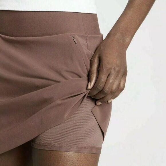 Athleta Women's Mini Skirt in Brown - Picture 3 of 10